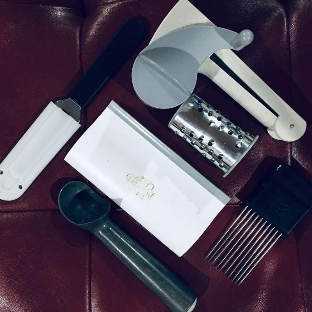 Pampered Chef Kitchen Utensils Lot
